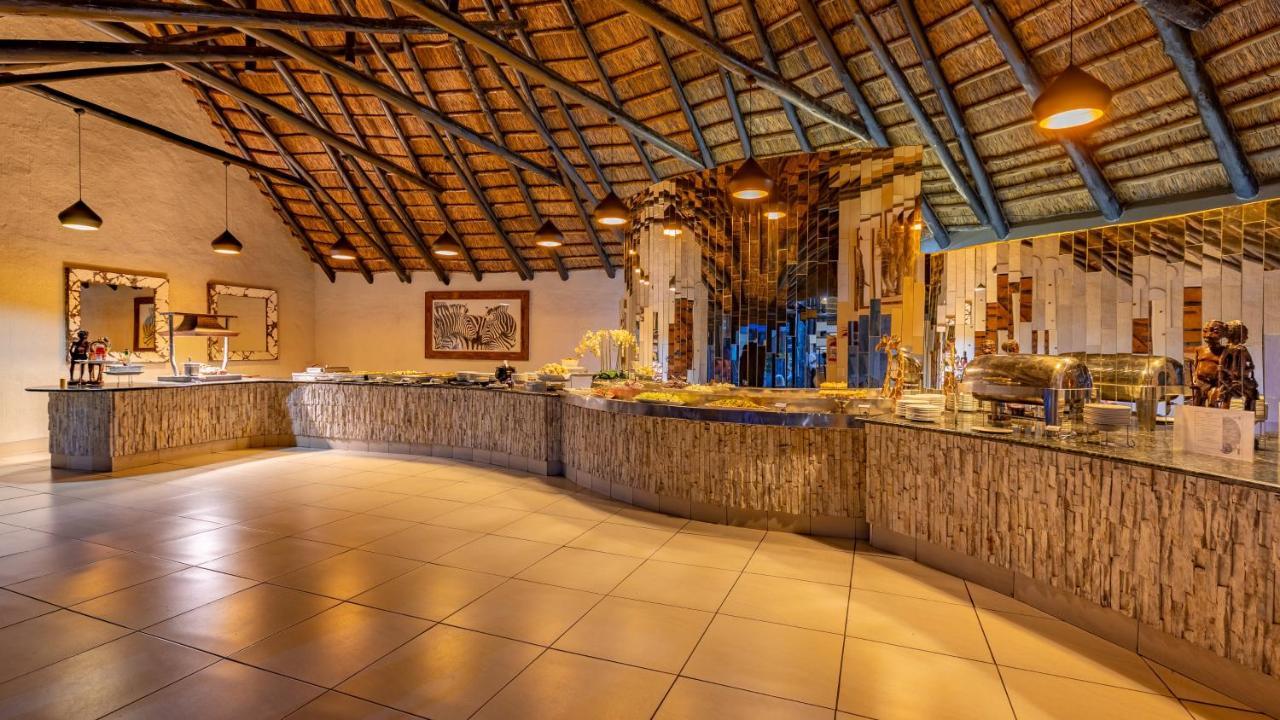 Zulu Nyala Game Lodge Hluhluwe Exterior foto